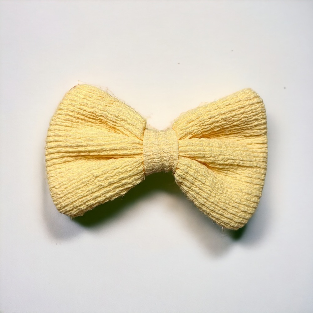 Pastel Yellow Oversized Bow Hairclip - Picture 3 of 3